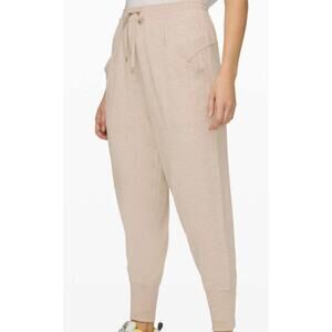 LULULEMON •Women 8• Still Chill Jogger Heathered Cashew Stretch Beige Pants